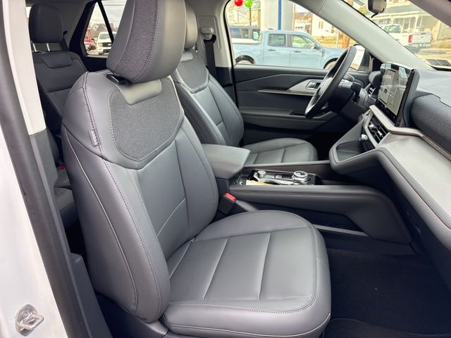 2026 Ford Explorer Active - Photo 30