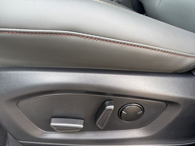 2026 Ford Explorer Active - Photo 16