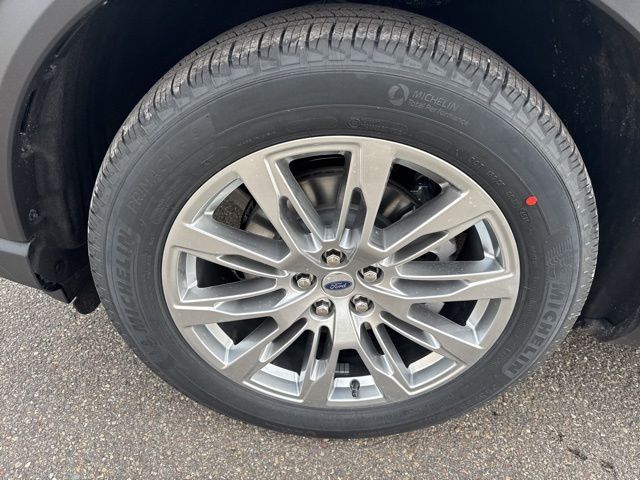 2026 Ford Explorer Active - Photo 10