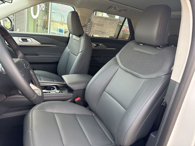 2026 Ford Explorer Active - Photo 15