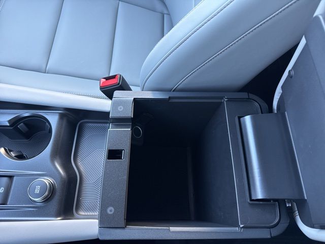 2026 Ford Explorer Active - Photo 24