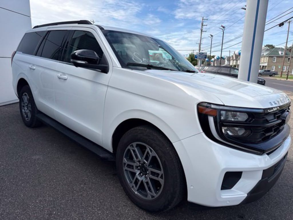Certified 2025 Ford Expedition Active SUV