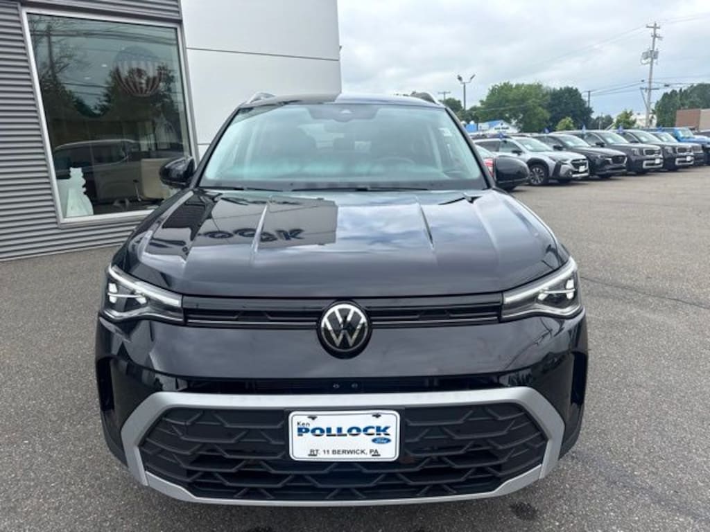 Certified 2025 Volkswagen Taos 1.5T SE SUV