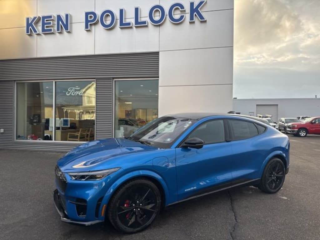 New 2025 Ford Mustang Mach-E GT SUV