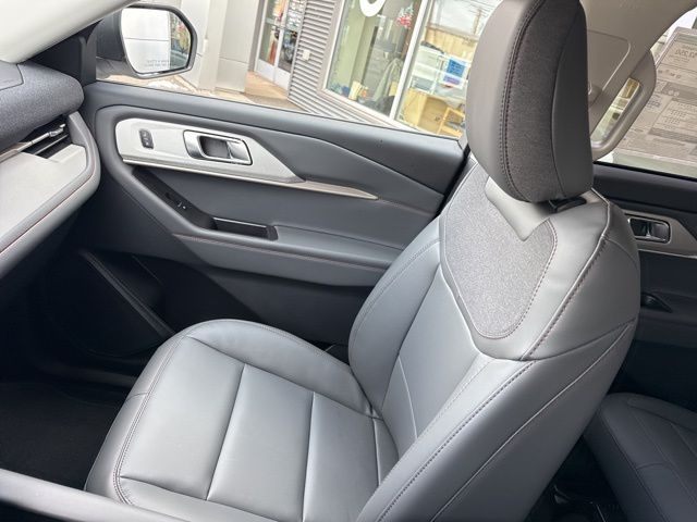 2026 Ford Explorer Active - Photo 25
