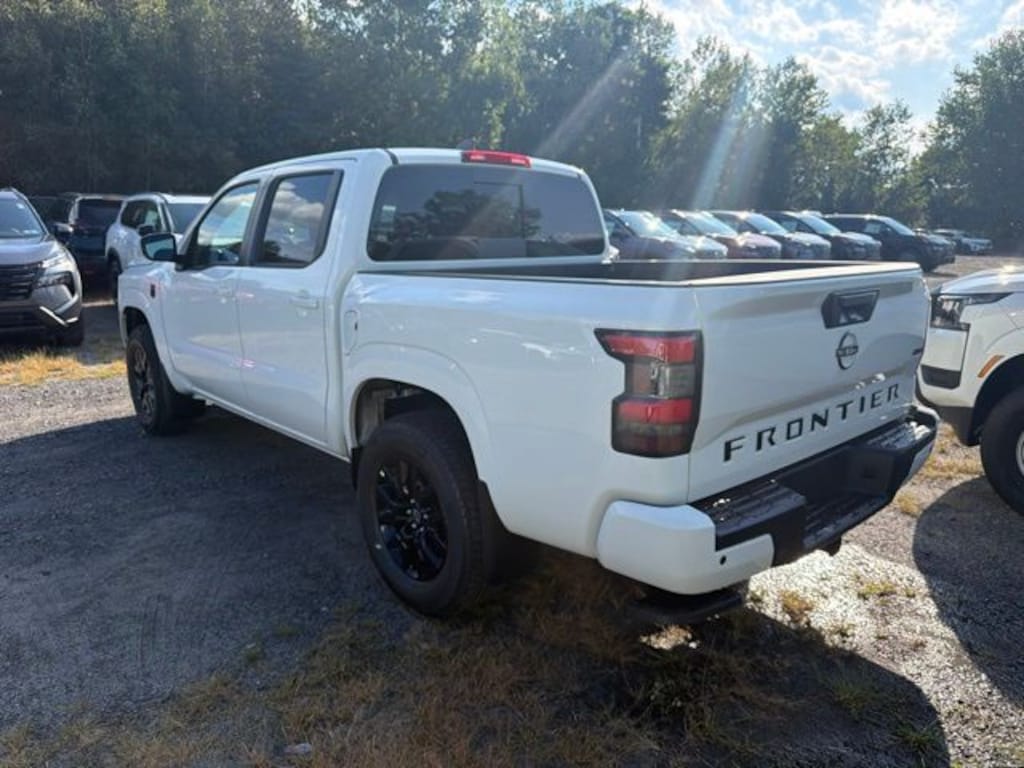New 2026 Nissan Frontier SV Truck