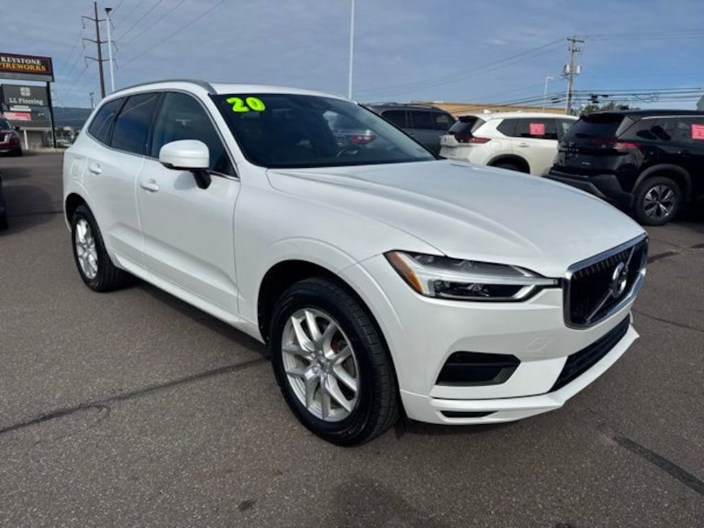 Used 2020 Volvo XC60 T5 Momentum SUV