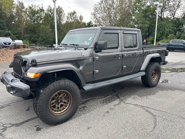 Used 2021 Jeep Gladiator Overland Truck