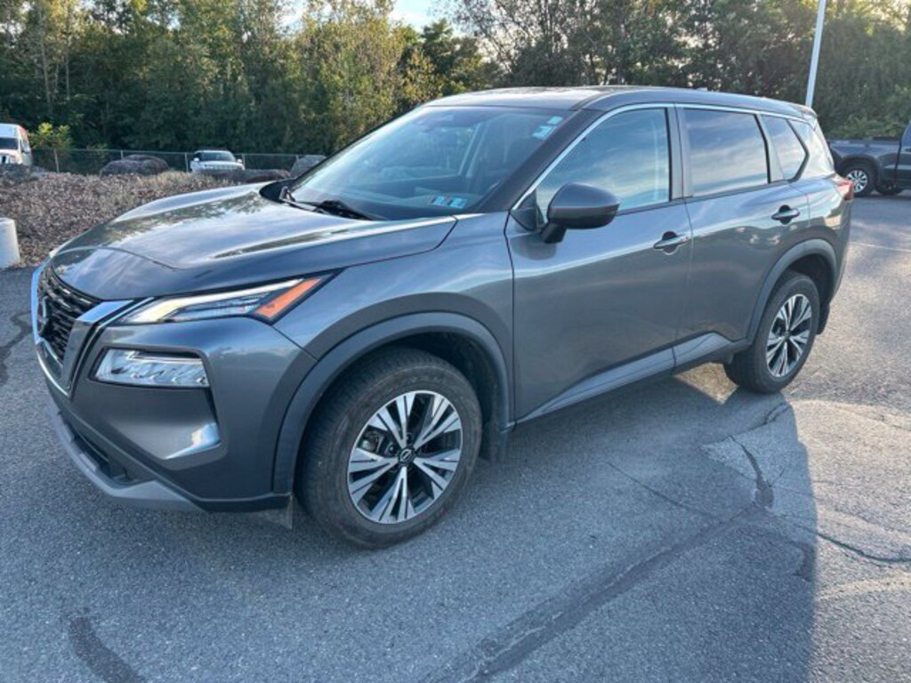 Certified 2022 Nissan Rogue SV SUV