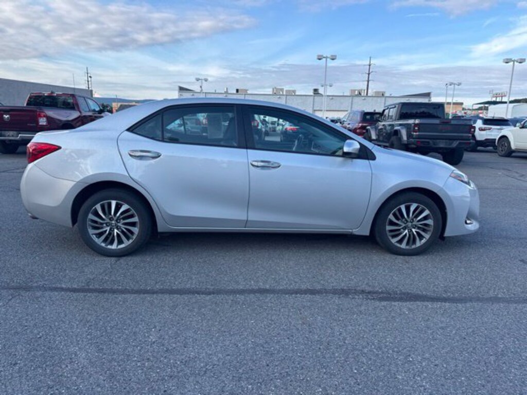 Used 2019 Toyota Corolla XLE Sedan