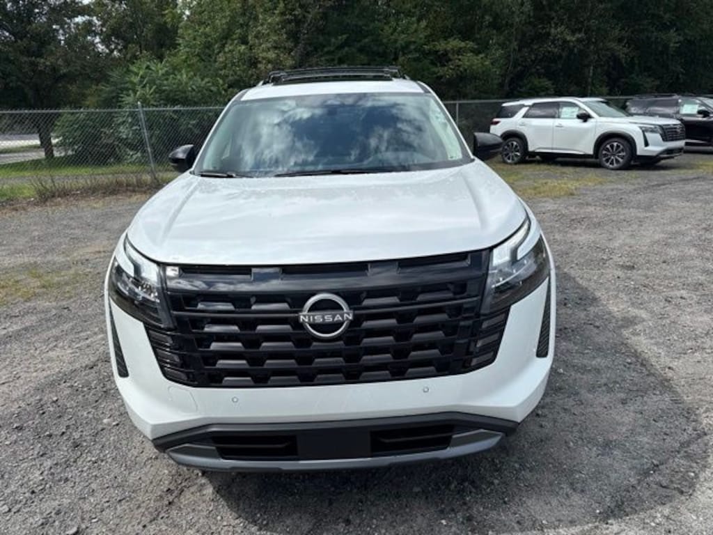 New 2026 Nissan Pathfinder Platinum SUV