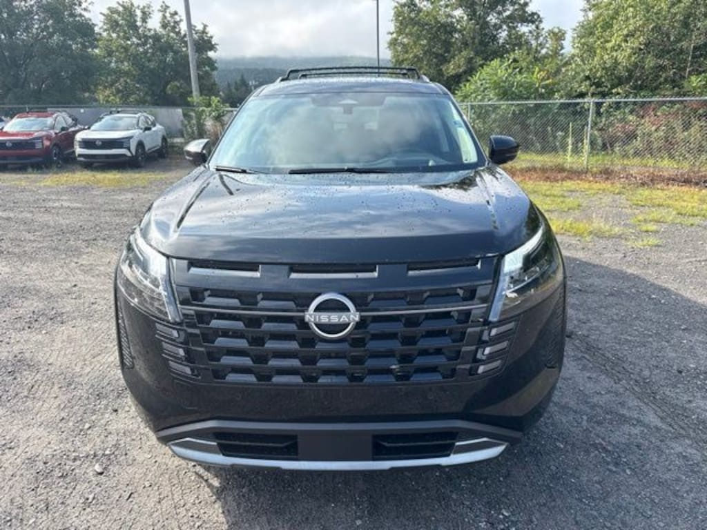 New 2026 Nissan Pathfinder Platinum SUV