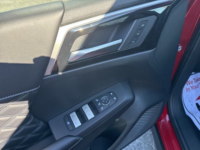 2026 Nissan Rogue Plug-In Hybrid Platinum - Photo 14