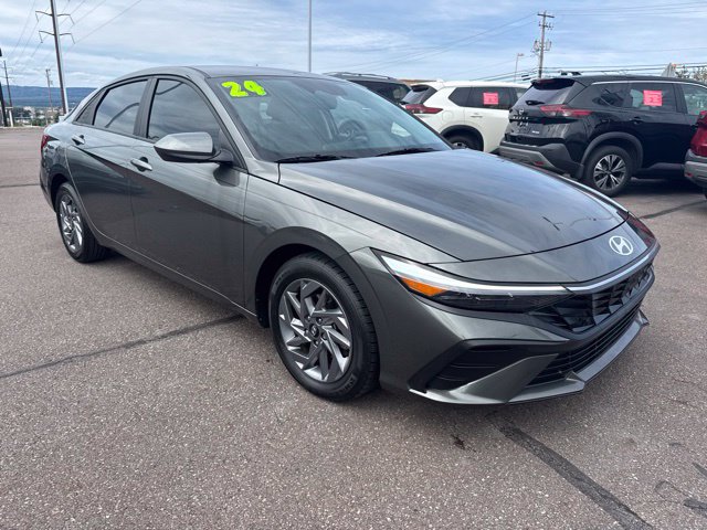 Used 2024 Hyundai Elantra SEL Sedan