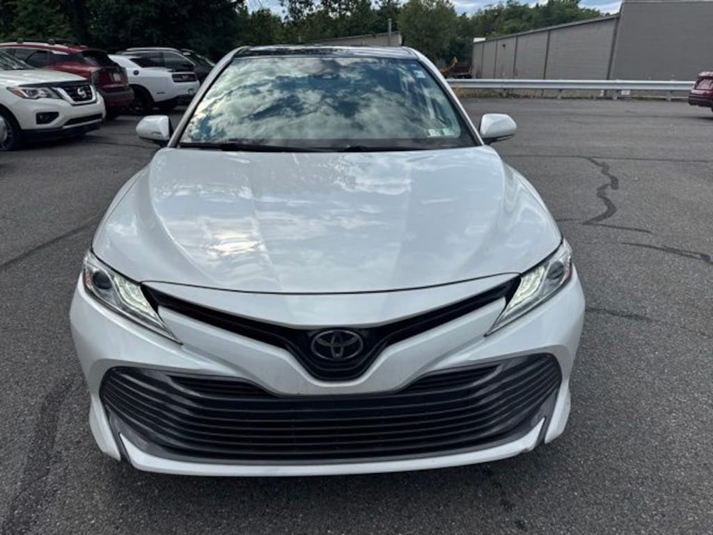Used 2019 Toyota Camry XLE Sedan
