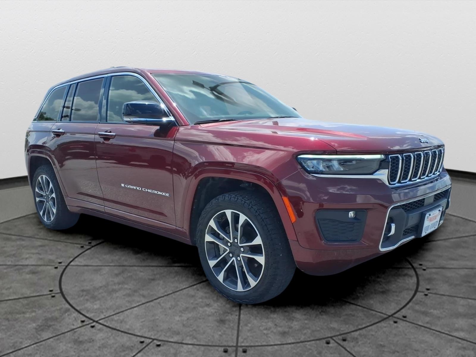 Used 2023 Jeep Grand Cherokee Overland SUV