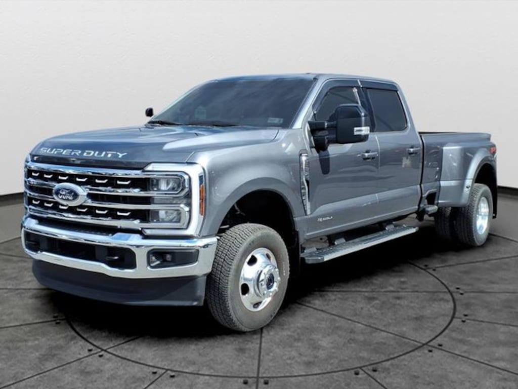 Used 2024 Ford F-350SD Lariat Truck