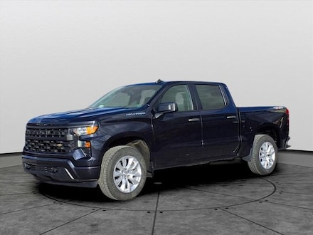 2022 Chevrolet Silverado 1500 Custom Truck