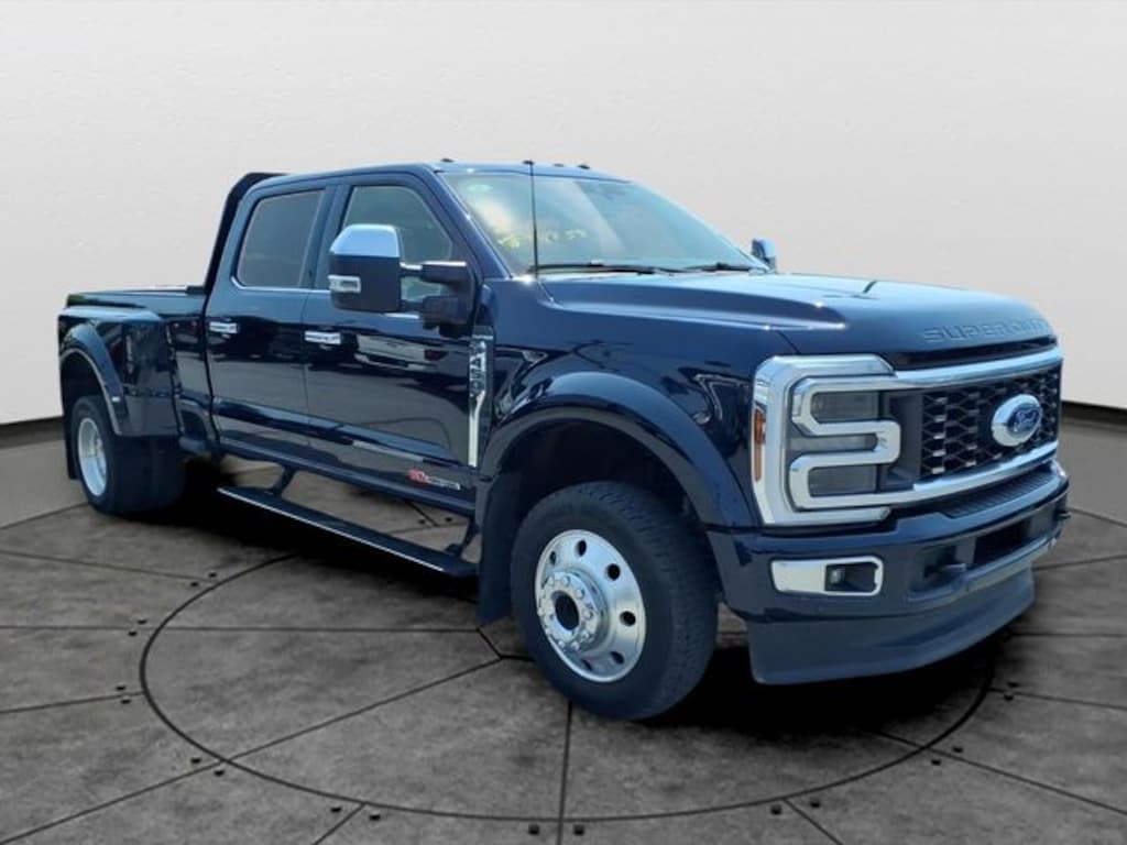 Used 2025 Ford F-450SD Platinum Truck