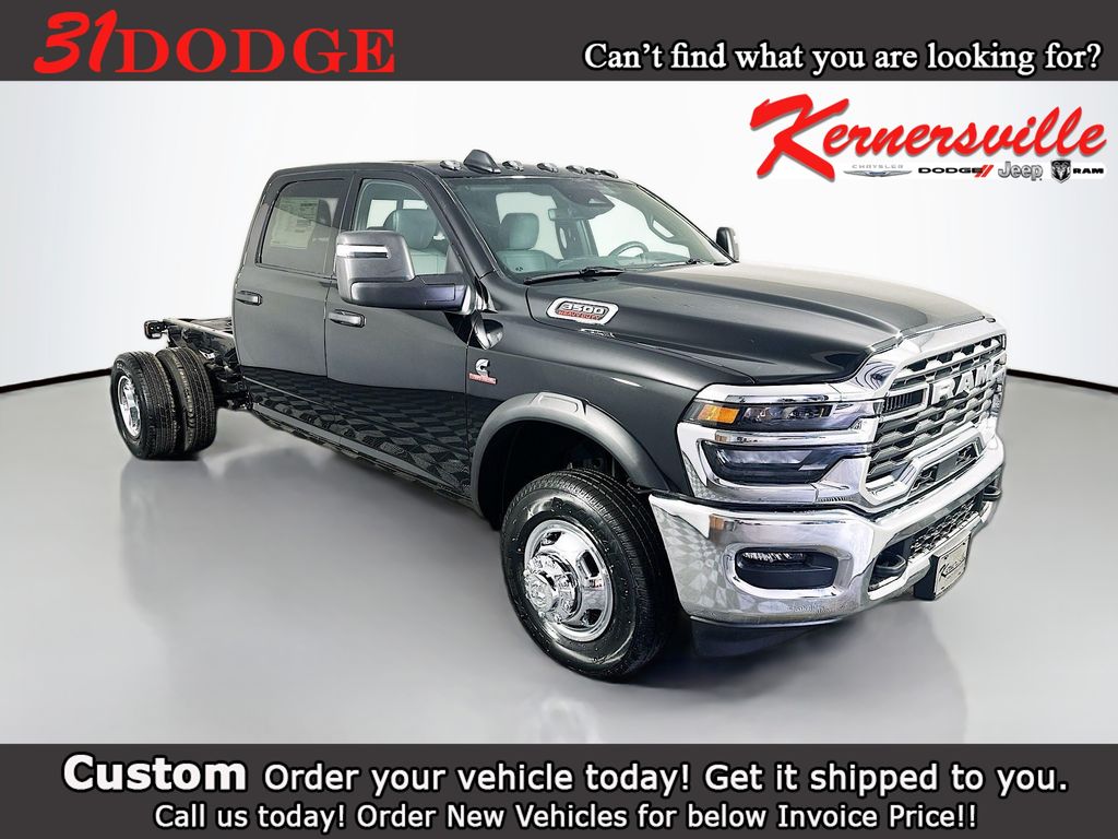 2026 Ram 3500 Chassis Cab TRADESMAN CREW   4X2 60' CA Pickup