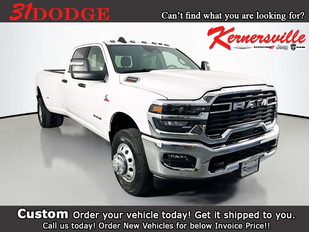 2026 Ram 3500 BIG HORN CREW CAB 4X4 8' BOX Pickup