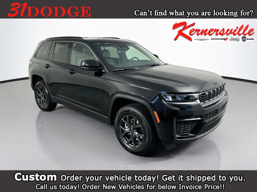 2027 Jeep Grand Cherokee LAREDO ALTITUDE 4X4 Sport Utility