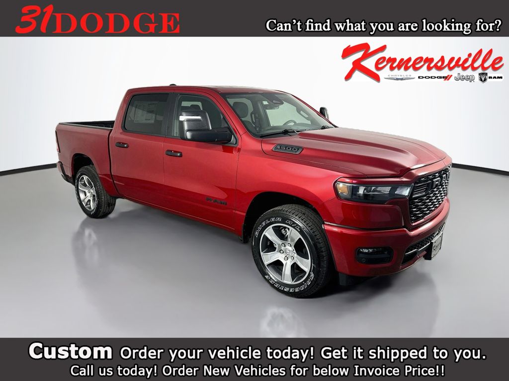 2026 Ram 1500 EXPRESS CREW CAB 4X4 5'7 BOX Pickup