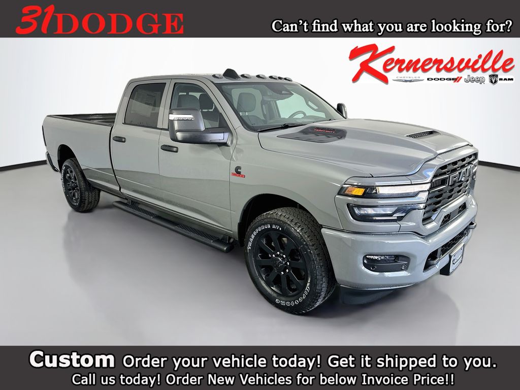 2026 Ram 2500 BLACK EXPRESS CREW CAB 4X2 8' BOX Pickup