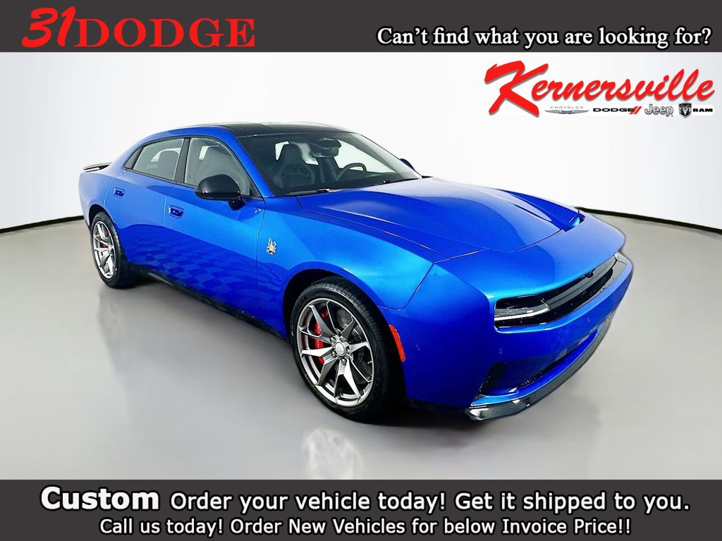 2026 Dodge Charger DAYTONA SCAT PACK 4-DOOR AWD Sedan