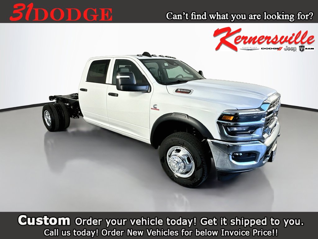 2027 Ram 3500 Chassis Cab TRADESMAN CREW   4X4 60' CA Pickup