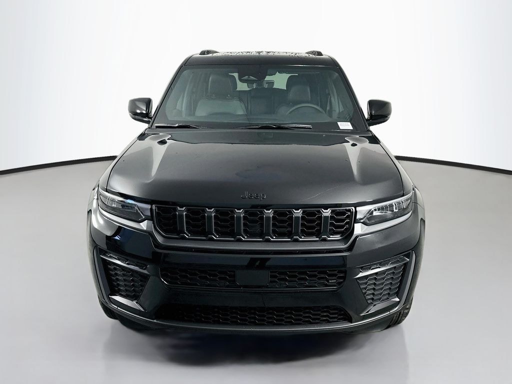 New 2027 Jeep Grand Cherokee Laredo Altitude SUV
