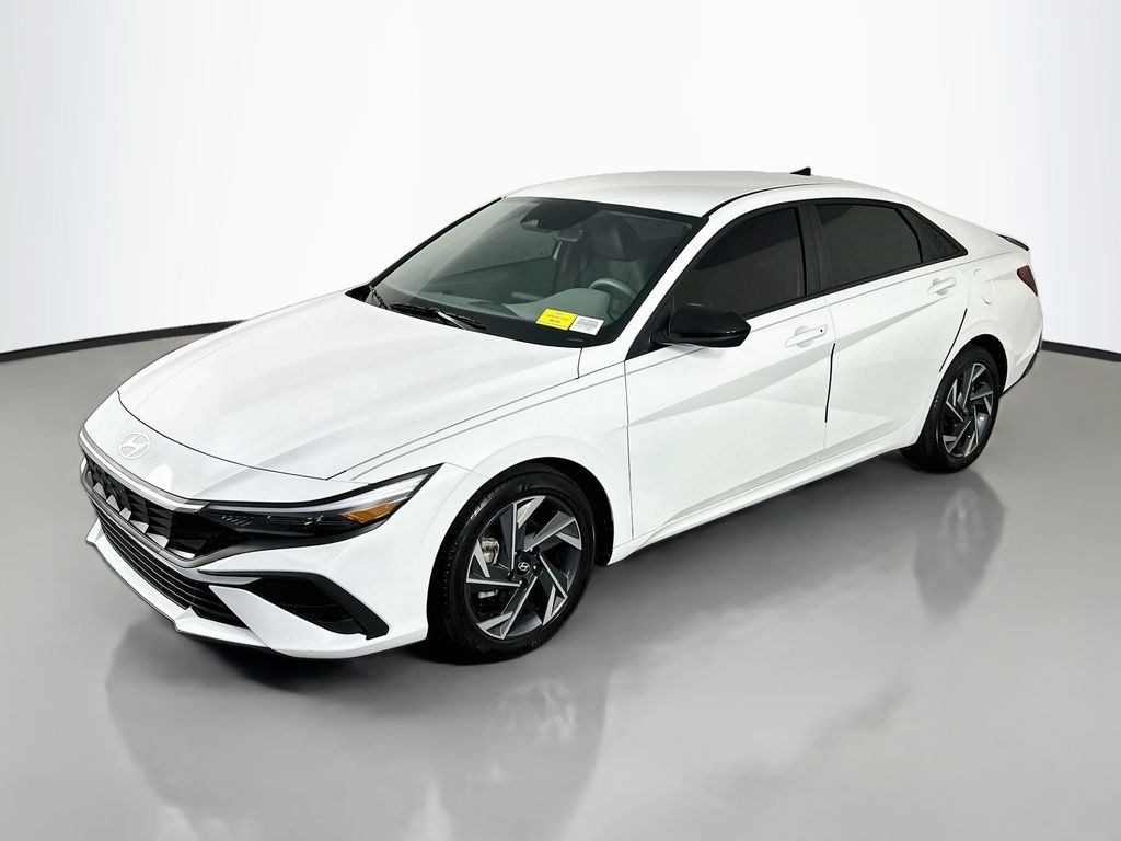 Used 2025 Hyundai Elantra SEL Sport Sedan