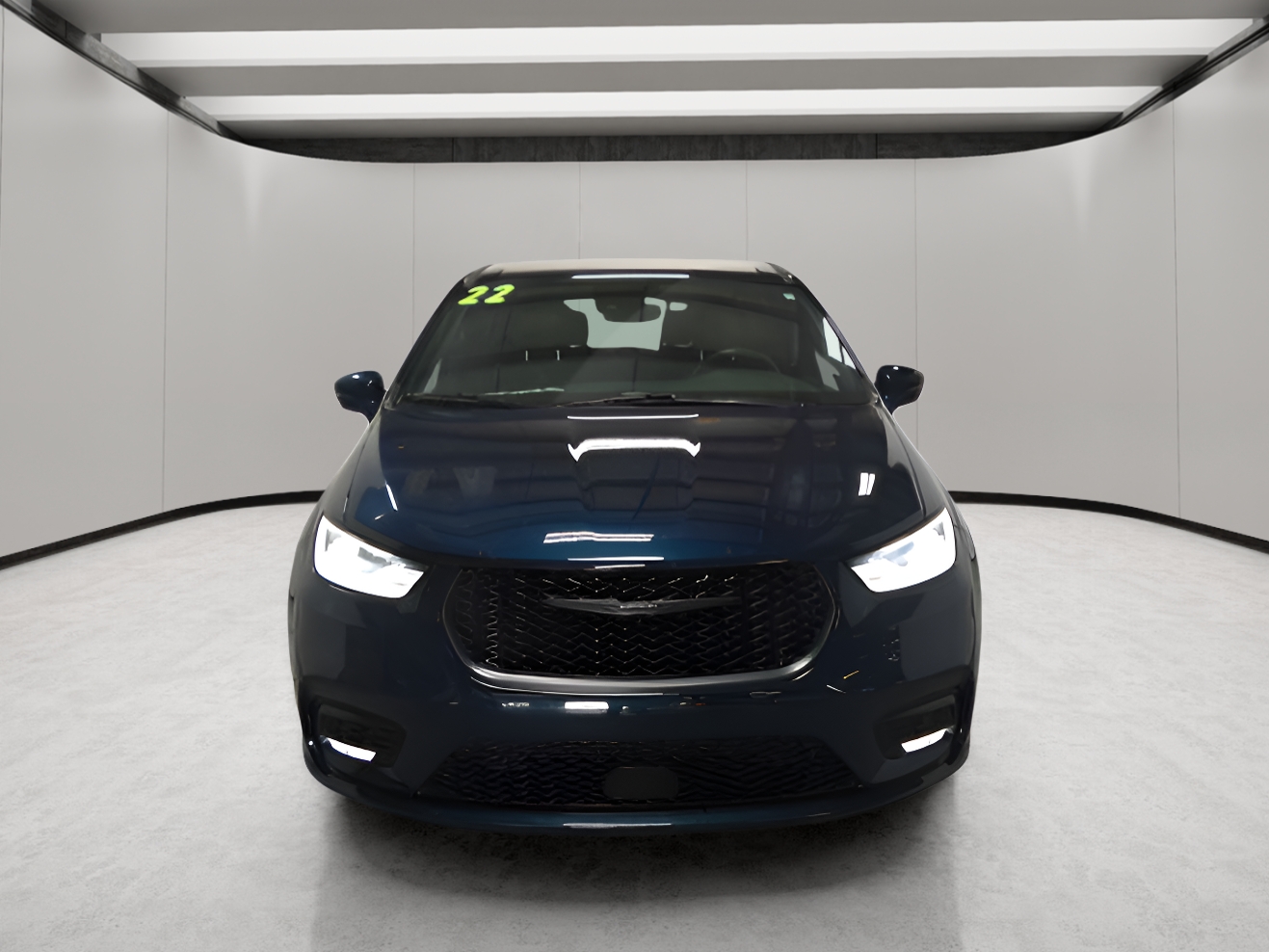 Used 2022 Chrysler Pacifica Hybrid Touring L Van