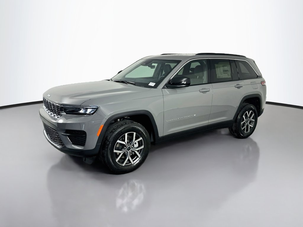 New 2027 Jeep Grand Cherokee Laredo X SUV