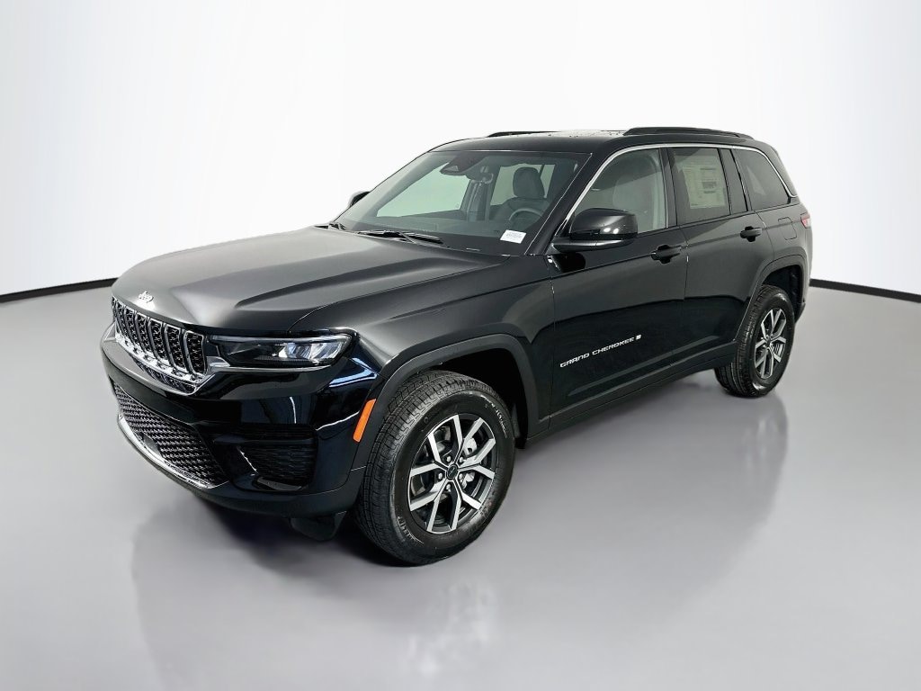 New 2027 Jeep Grand Cherokee Laredo X SUV