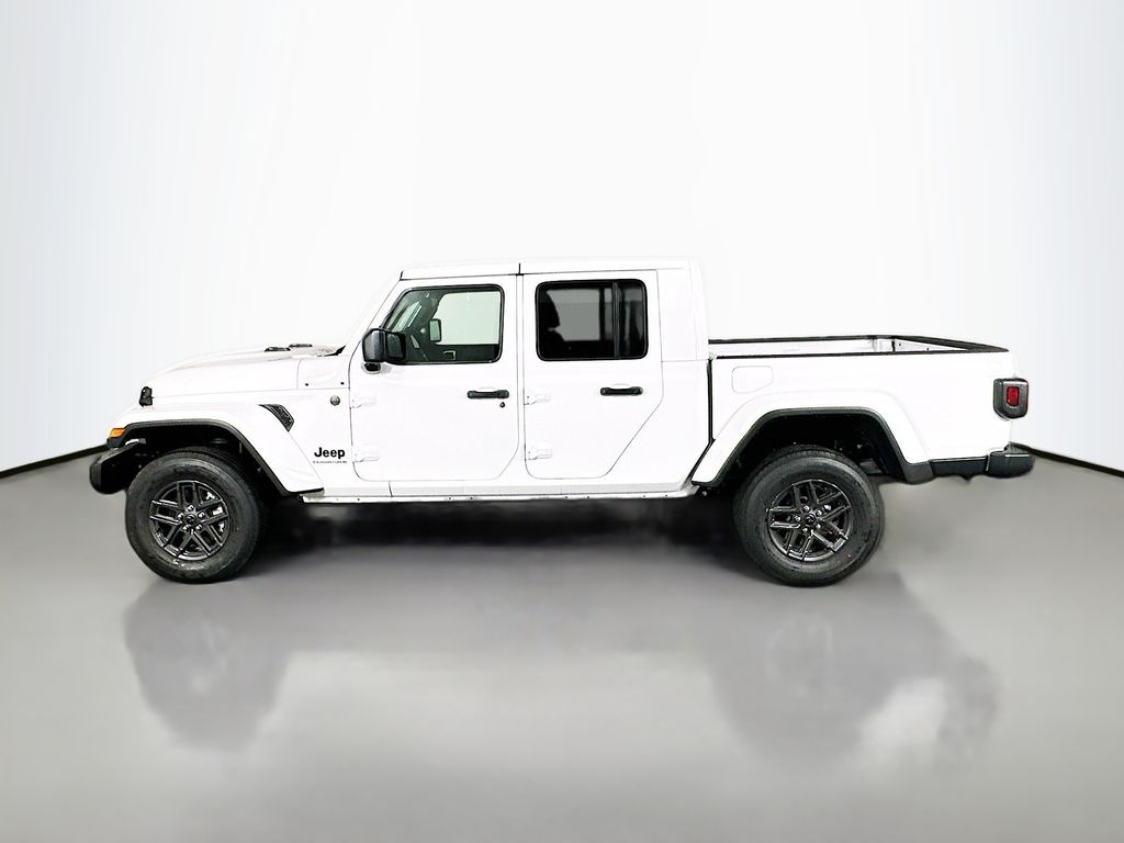 New 2026 Jeep Gladiator Sport S Truck Crew Cab