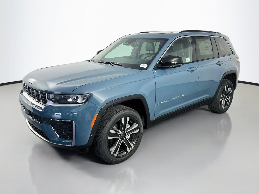 New 2027 Jeep Grand Cherokee Limited SUV