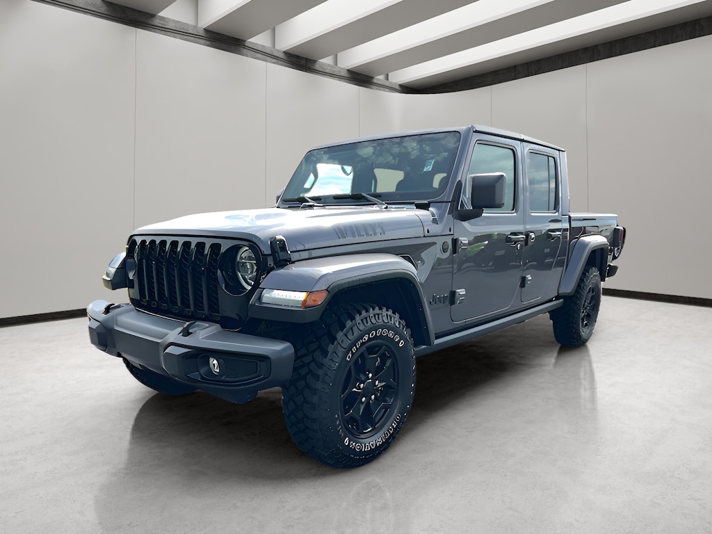 Used 2021 Jeep Gladiator Willys 4x4 Truck