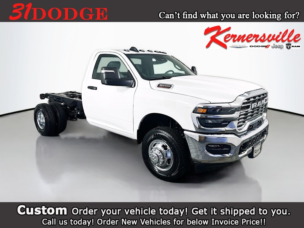 2026 RAM 3500 Chassis Cab