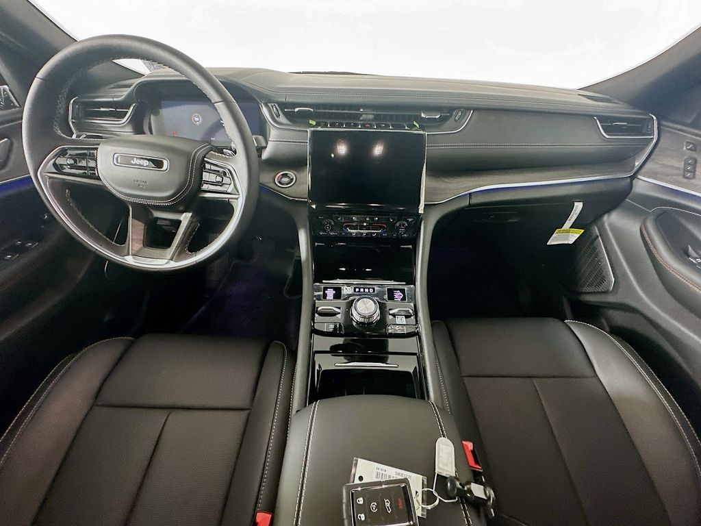 2025 Jeep Grand Cherokee L Overland - Photo 9