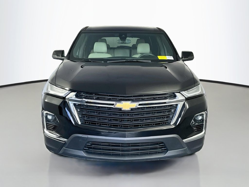 Used 2023 Chevrolet Traverse LS SUV
