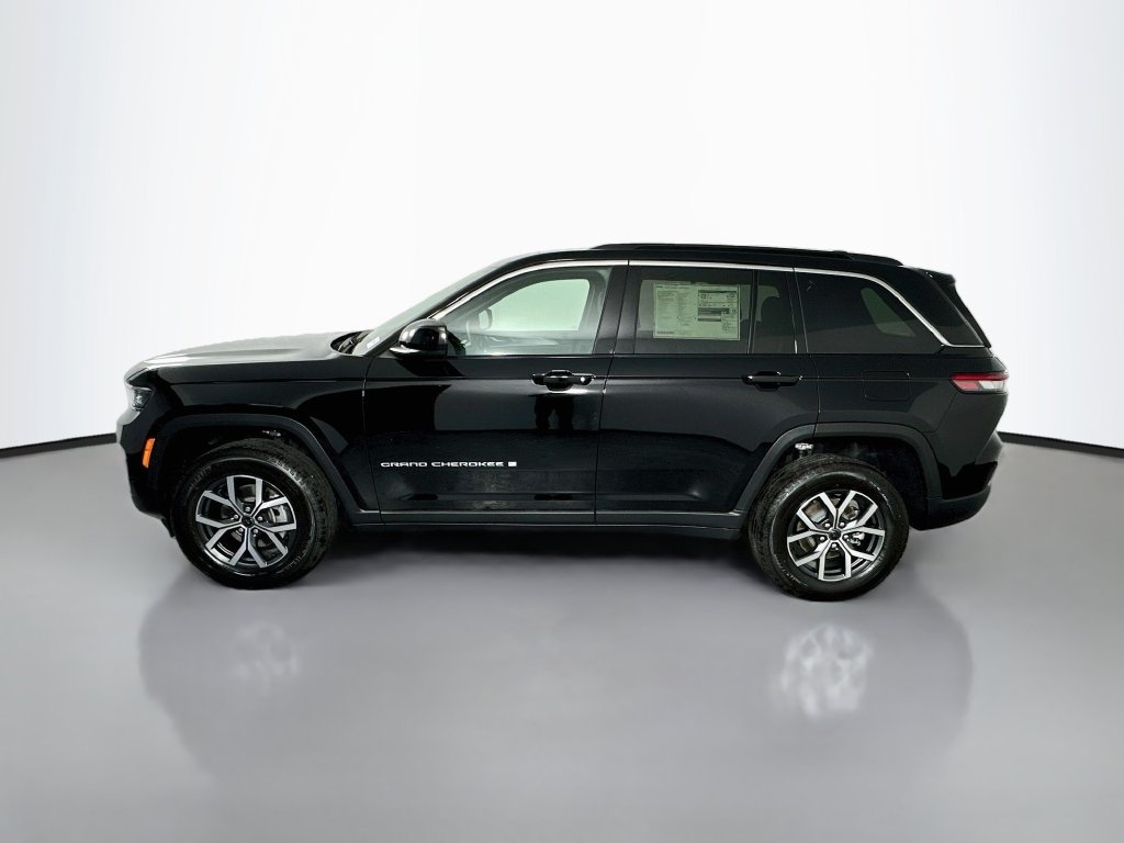 New 2027 Jeep Grand Cherokee Laredo X SUV
