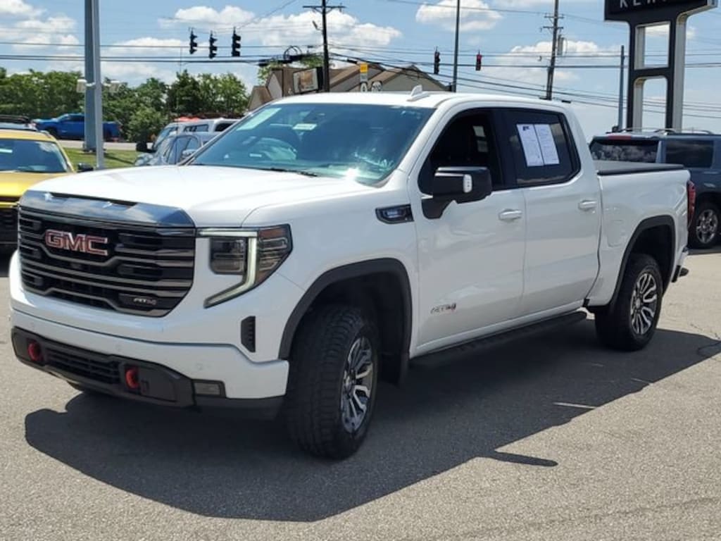 Used 2023 GMC Sierra 1500 AT4 Truck Crew Cab