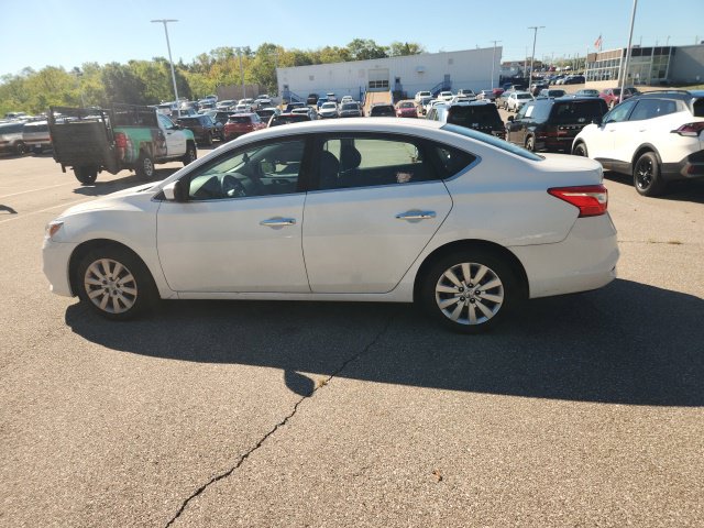 2019 Nissan Sentra S - Photo 12