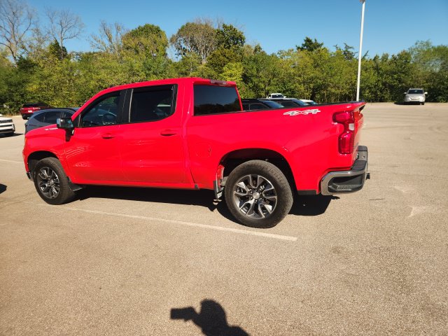 2023 Chevrolet Silverado 1500 LT - Photo 13