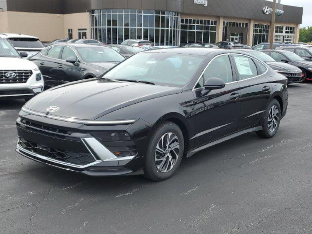 New 2026 Hyundai Sonata Hybrid Blue Sedan
