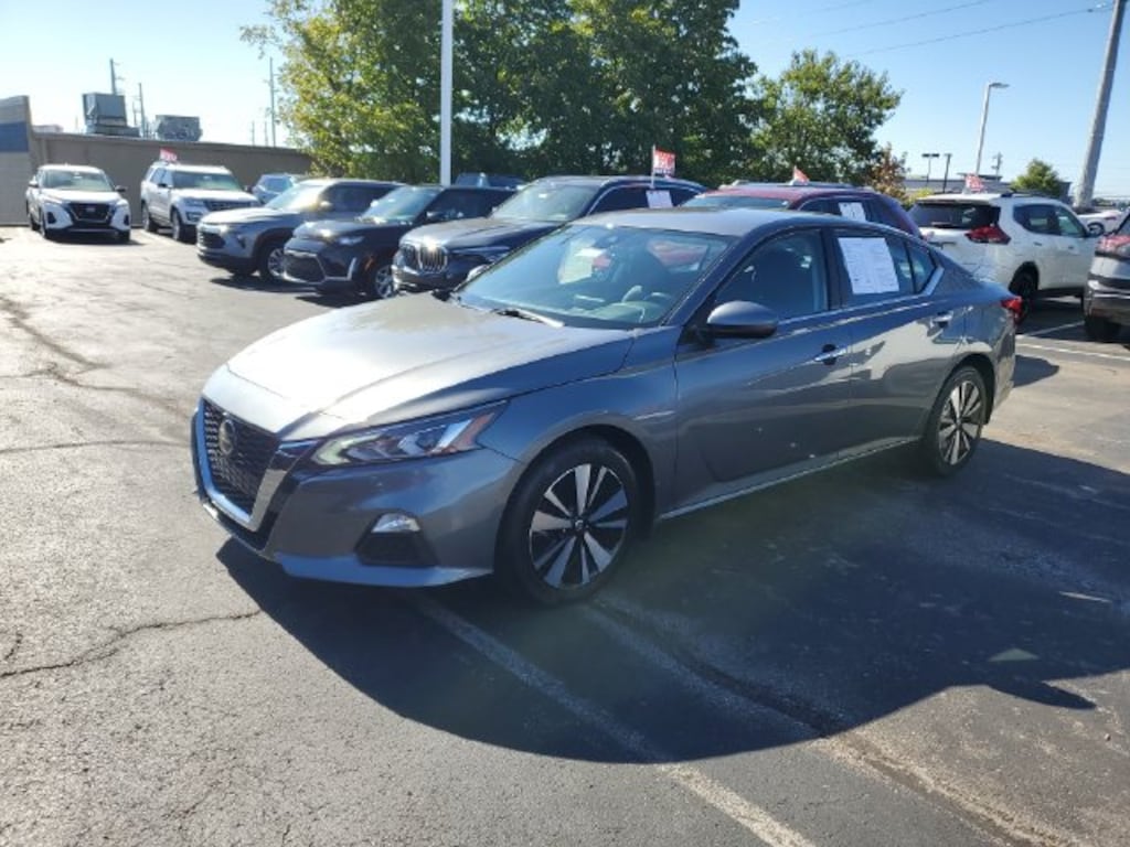 Certified 2022 Nissan Altima 2.5 SV Sedan