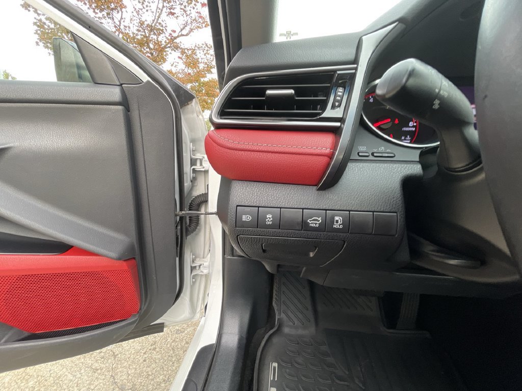 2019 Toyota Camry XSE - Photo 17