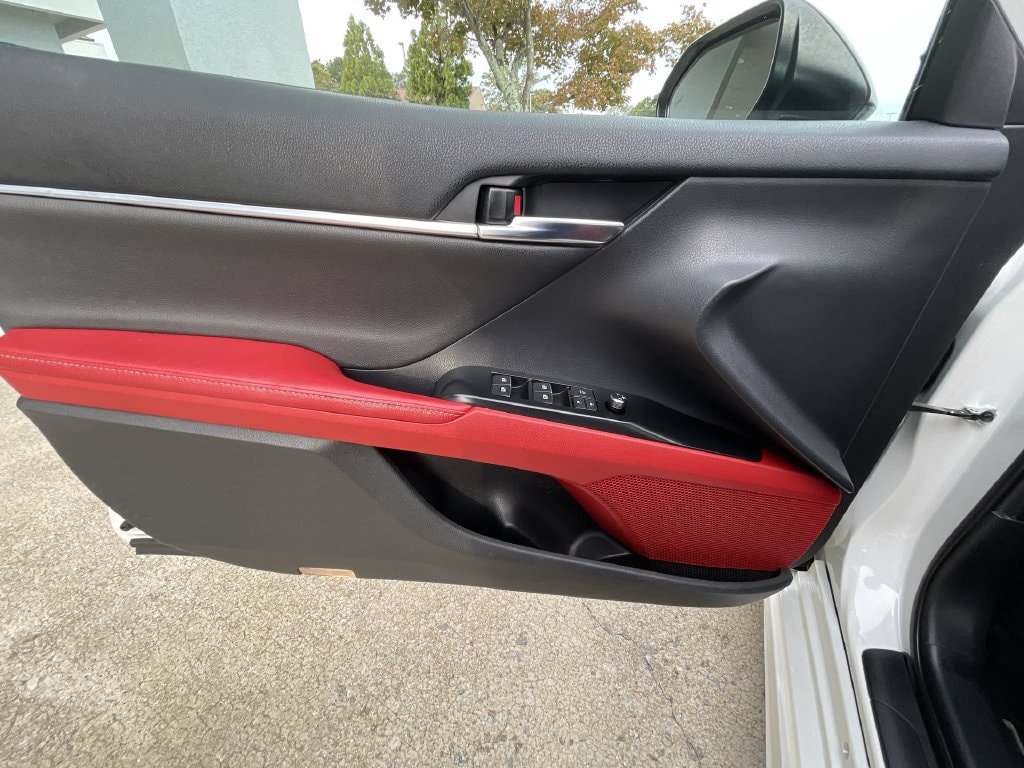 2019 Toyota Camry XSE - Photo 21
