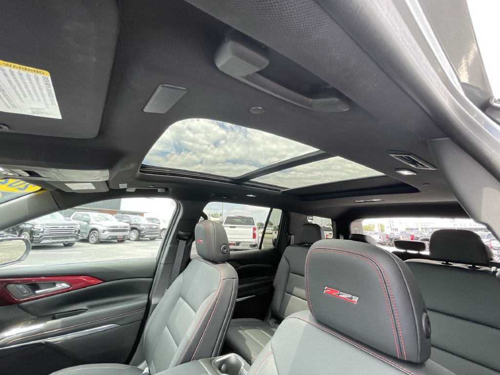 2025 Chevrolet Traverse Z71 - Photo 18